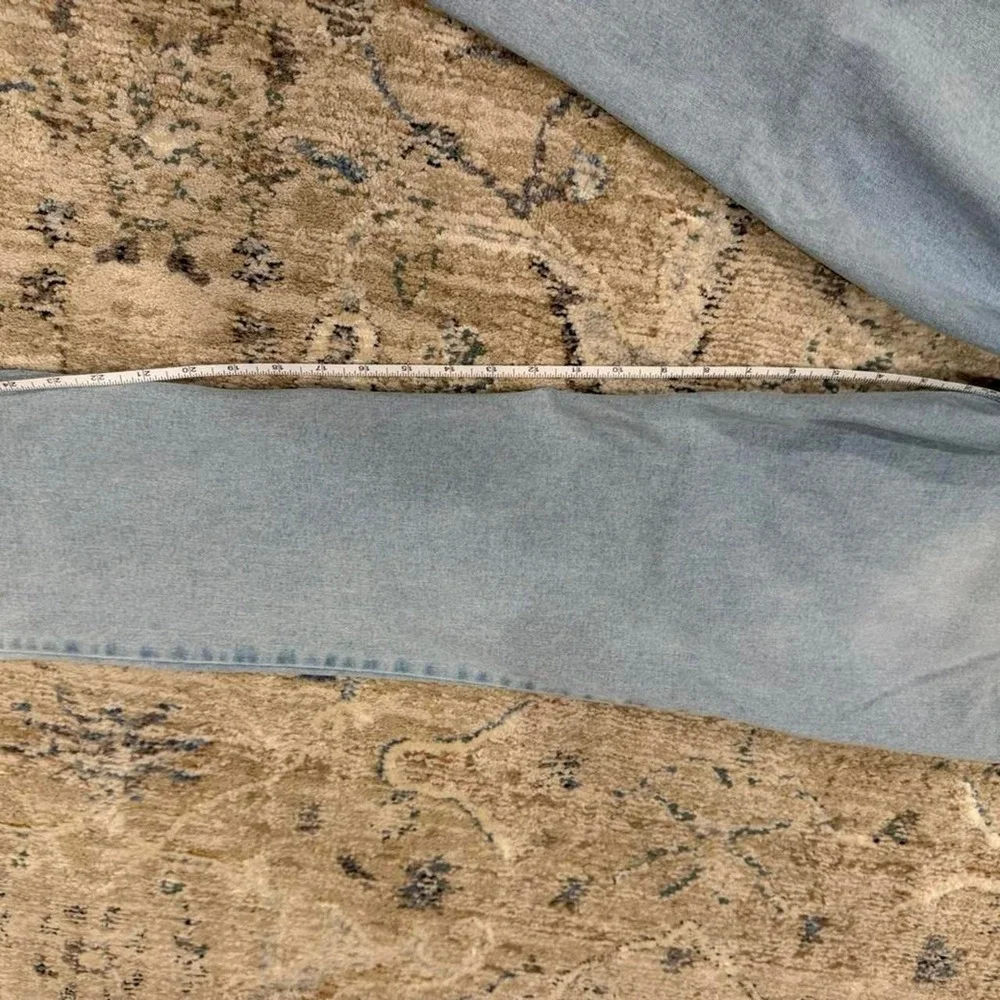 Frye Heritage Light Wash Denim Straight Leg Jeans Womens 6/28 Blue Coastal Boho